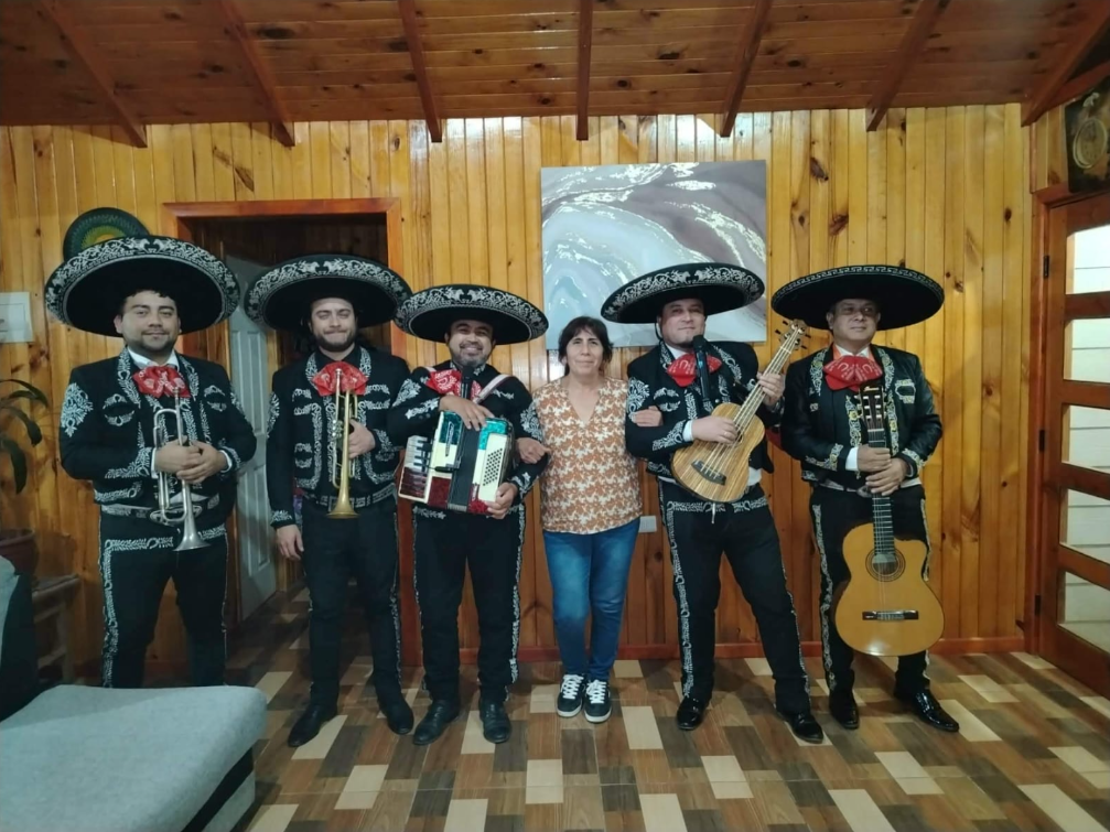 Mariachis de Melipilla · San Antonio en presentación profesional